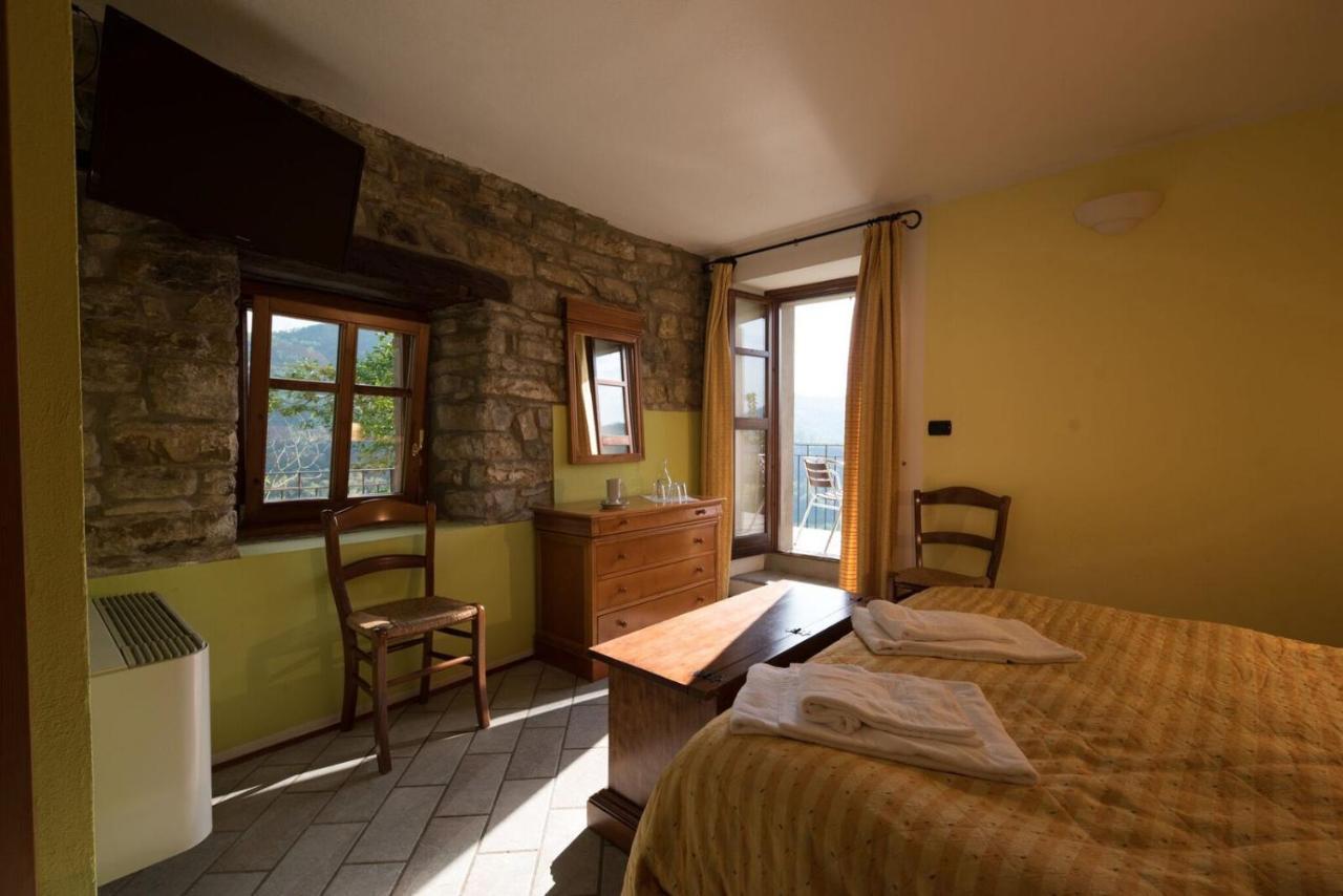 Triple Room with Balcony